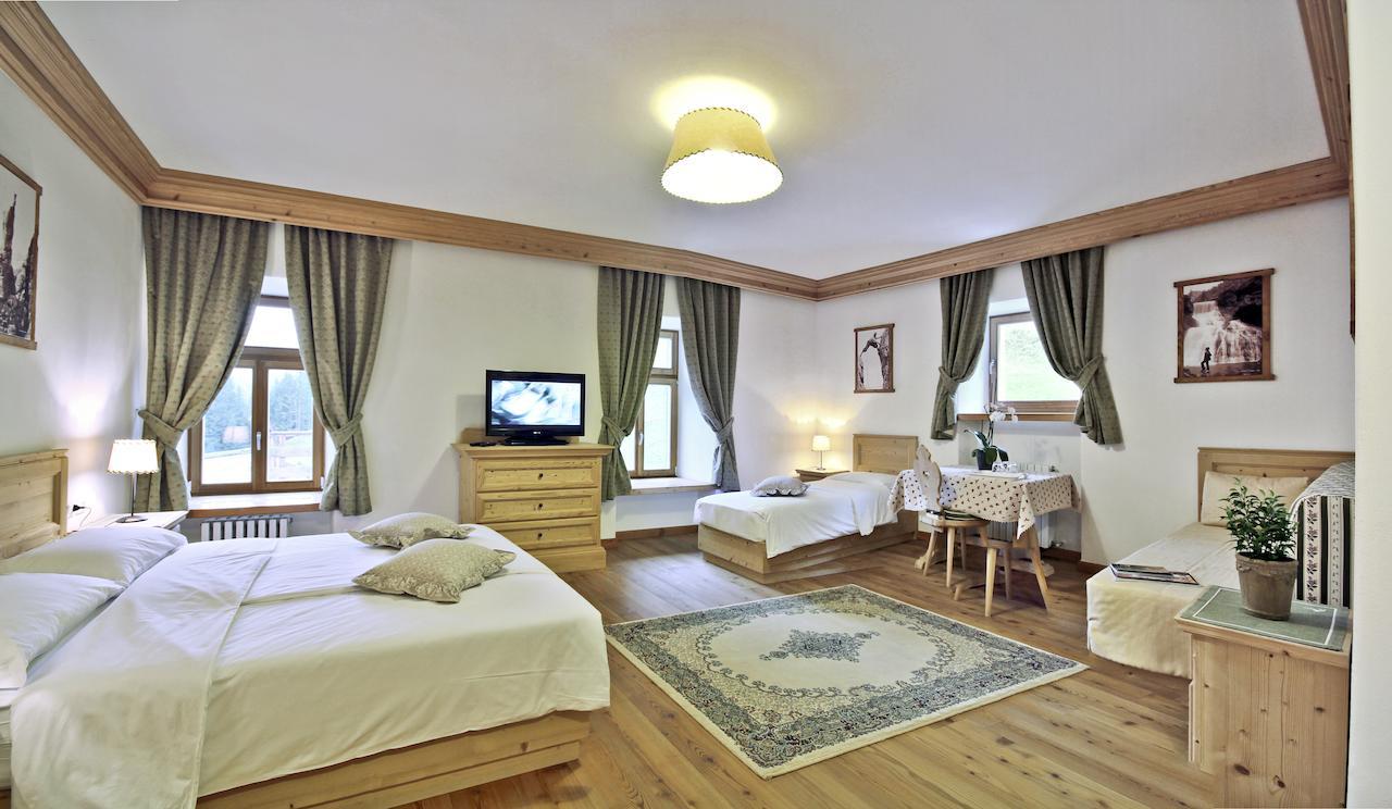 Hotel Rifugio Ospitale Cortina d'Ampezzo Zimmer foto