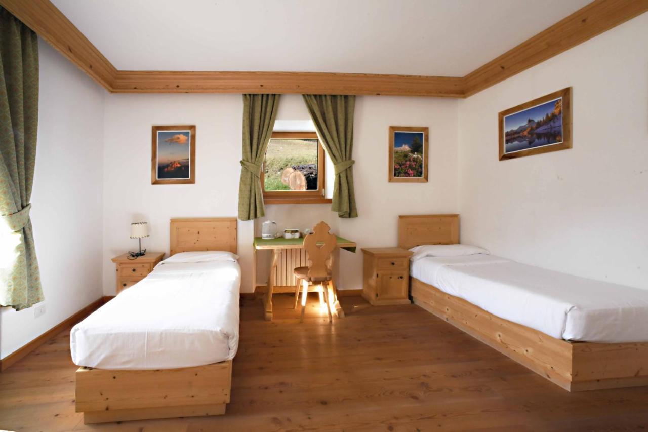 Hotel Rifugio Ospitale Cortina d'Ampezzo Exterior foto